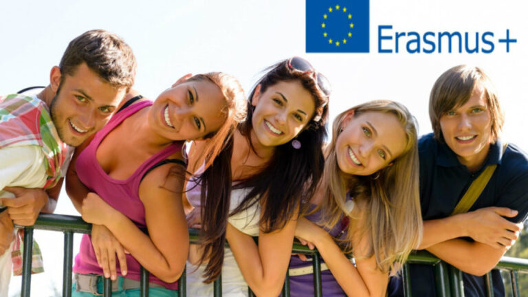 Το Erasmus+ διαθέτει σχεδόν 5 δισ. ευρώ για τη στήριξη της μάθησης στο εξωτερικό και της συνεργασίας στους τομείς της εκπαίδευσης, της κατάρτισης, της νεολαίας και του αθλητισμού το 2025