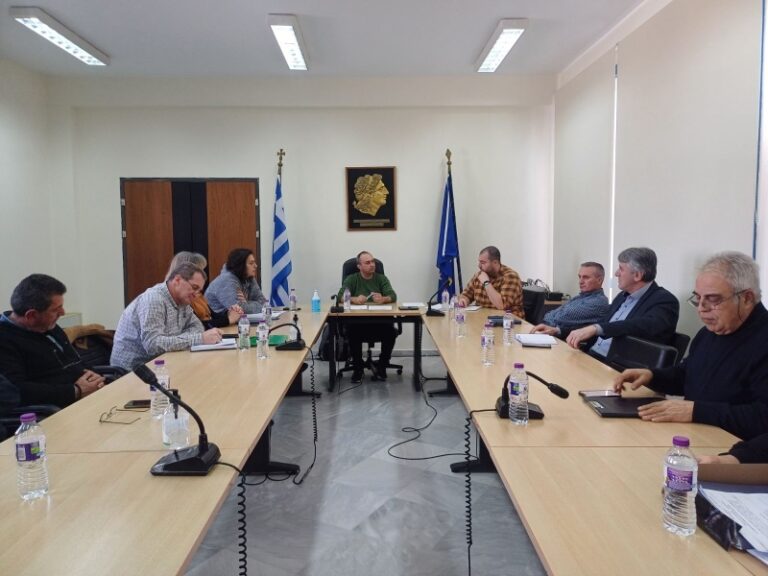 Συνάντηση του Αντιπεριφερειάρχη Επιχειρηματικότητας και Μεταφορών με Αντιδημάρχους για τη λειτουργία των λαϊκών αγορών