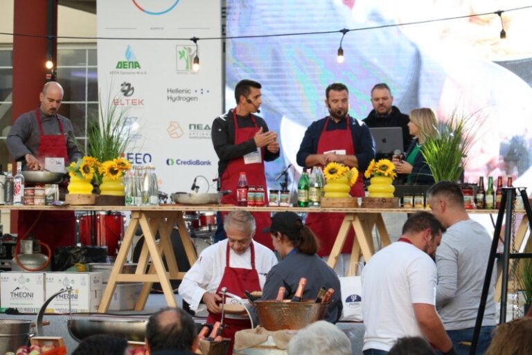 Μυρουδιές ,αρώματα και γεύσεις της Δυτικής Μακεδονίας στην 34η Έκθεση Δυτικής Μακεδονίας